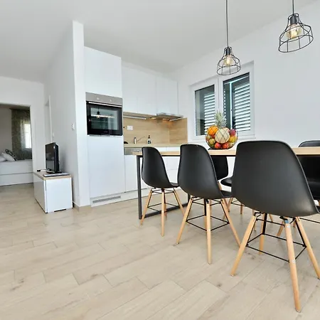 Apartament Teco *